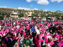 La marea magenta vuelve a tomar las calles de San Vicente en la XXI Volta a Peu