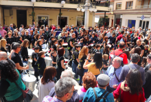 Decenas de percursionistas participan en la II Tamborrada de Sant Vicent