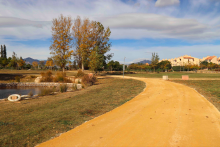 El Ayuntamiento mejora los caminos del parque Presidente Adolfo Suárez