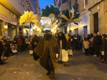 El Cartero Real recibe centenares de cartas  llenas de peticiones para los Reyes Magos