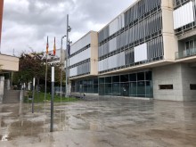 El Ayuntamiento de San Vicente comienza a entregar los cheques de ayuda a familias vulnerables