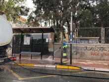 San Vicente refuerza los servicios de limpieza viaria para desinfectar las calles frente al Covid-19