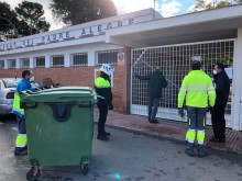 San Vicente activa un protocolo especial para la recogida de residuos urbanos en las residencias de mayores y el Cottolengo