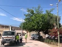 El Ayuntamiento renueva 64 luminarias del barrio Laborinquen