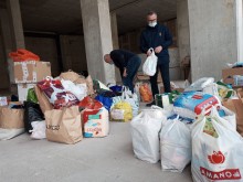 Más de 50 personas entregan material básico para Ucrania durante los tres primeros días de recogida en San Vicente del Raspeig