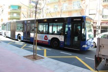 El Ayuntamiento de San Vicente informa que el próximo lunes, 17 de abril, habrá servicios mínimos de la línea 24 que une el municipio con Alicante